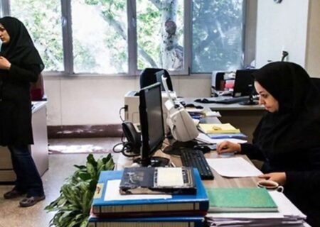 تصمیم جدید دولت درباره حقوق کارمندان/ درصد افزایش حقوق کارمندان در سال ۱۴۰۵ مشخص شد