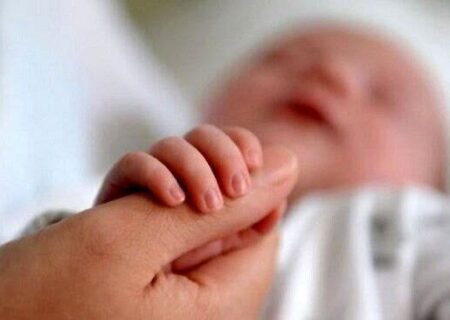 کاهش سالانه یک دهم درصدی نرخ فرزندآوری در ایران/ «وام‌» تشویقی و «زمین‌ رایگان» مشکل خانواده‌ها را حل نمی‌کنند