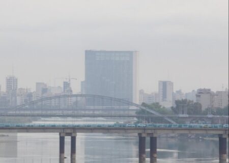 تنفس هوای آلوده در ۱۲ شهر خوزستان