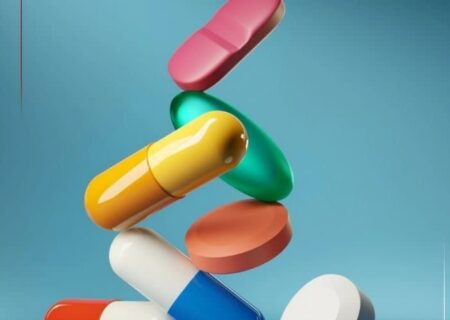 هشدار وزیر بهداشت به مصرف بیش از حد آنتی‌بیوتیک‌ها