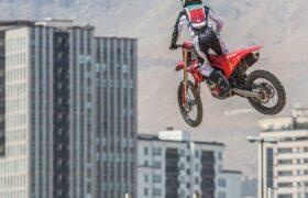 حمایت فدراسیون موتورسواری از بانوی ورزشکار سانحه دیده