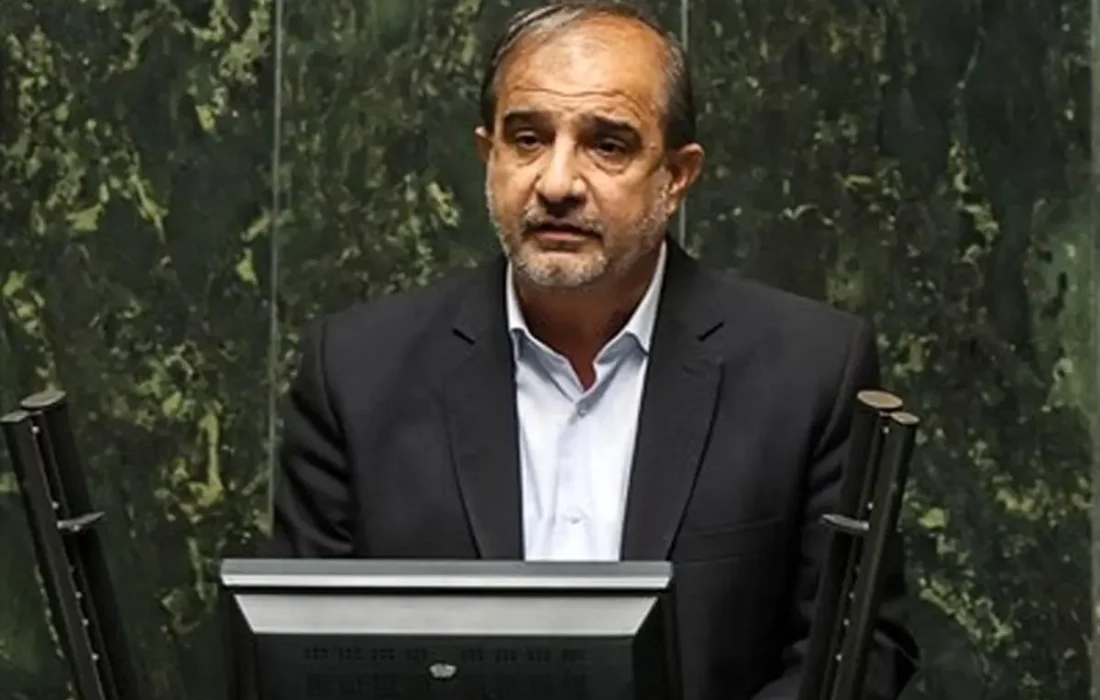 آنچه سفره مردم را دچار مشکل کرده سوء مدیریتها است/ بانک مرکزی با سهل انگاری دچار ندانم کاری شده است