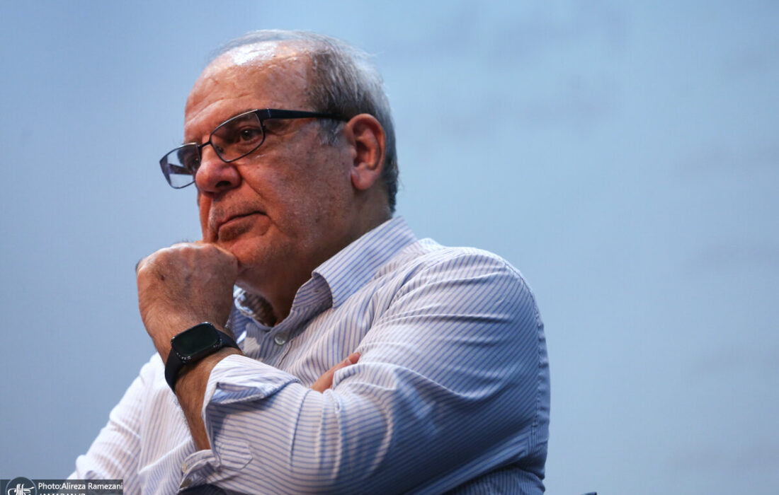 پرسش عباس عبدی در باره محکومیت مشاور عالی وزیر راه دولت سیزدهم/ چرا اینقدر دیر حکم را اجرا می کنید؟