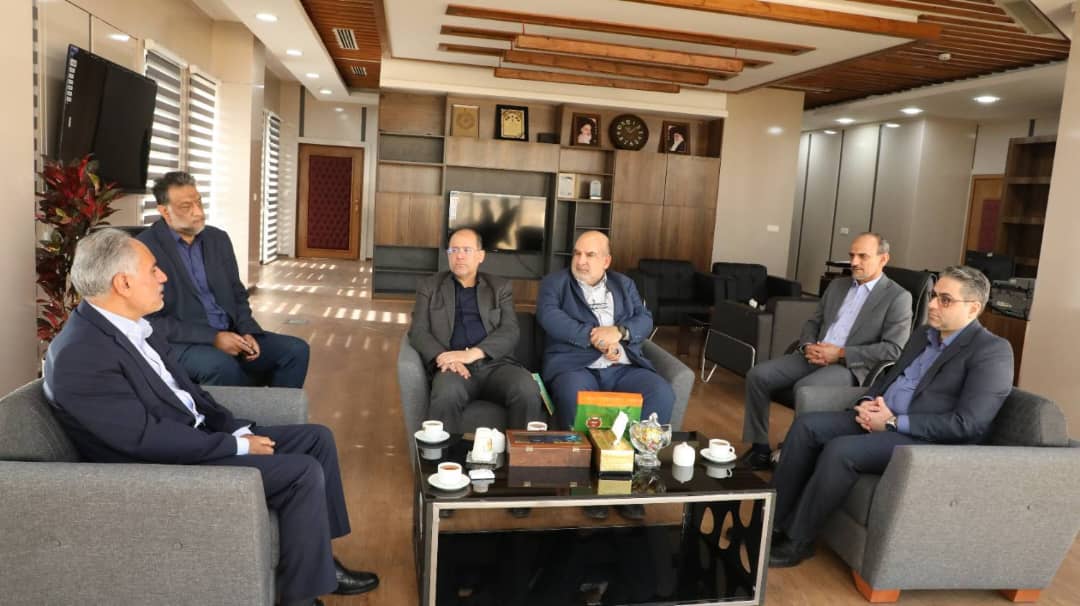 تقویت همکاری‌های دوجانبه برق منطقه‌ای خوزستان و توسعه نیشکر