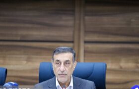 «سرو میوه، شیرینی، شام و ناهار» در همایش‌ها و جلسات اداری ممنوع شد