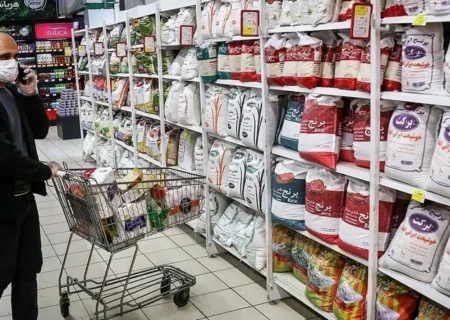 تورم ۲۰۰ درصدی در یک‌ سال/ قیمت یک کیسه برنج برابر با دستمزد یک هفته کارگر است