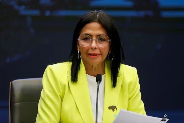 دیوان عالی ونزوئلا: معاون مادورو سرپرست دولت شد
