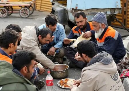 یارانه ۷۰۰ هزار تومانی؛ منّت ۵ دلاری دولت بر سر فرودستان!