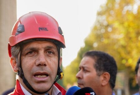 اعزام تیم عملیاتی آتش‌نشانی تهران به آمل در پی آتش‌سوزی یک شرکت لبنیاتی